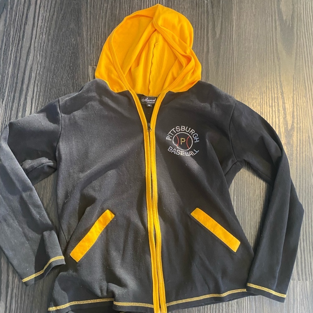 🍍Pittsburgh Baseball zip up hoodie🍍SIZE MEDIUM 🍍Q-1